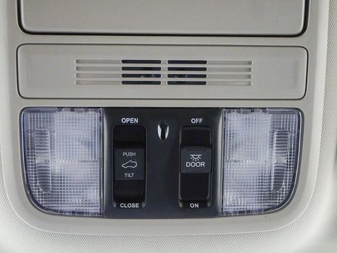 New 2026 Honda Odyssey Elite image 25