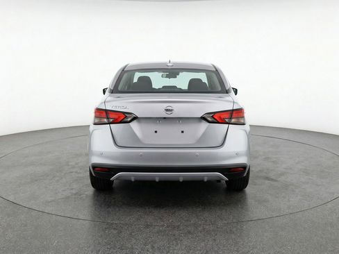 Used 2025 Nissan Versa SV image 7