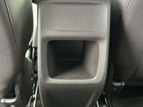 Certified 2024 Chevrolet Trax RS FWD image 11