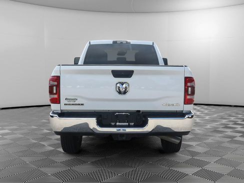 Used 2024 RAM 2500 Big Horn w/ Safety Group AWD/4WD image 6