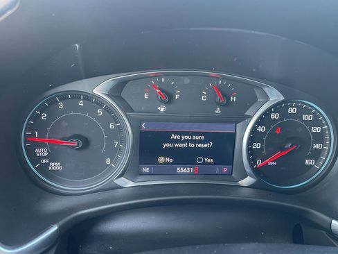 Used 2019 Chevrolet Equinox Premier image 31