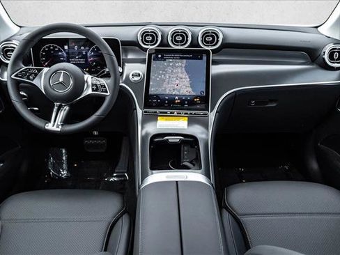 New 2026 Mercedes-Benz GLC 300 4MATIC image 19