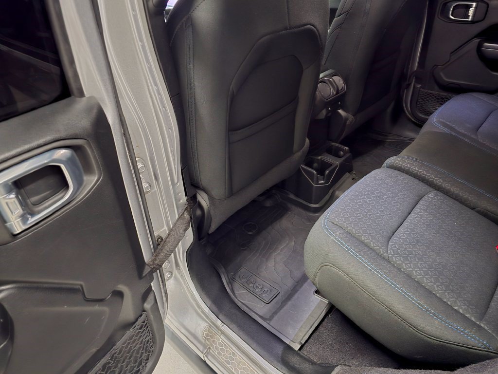 Used 2021 Jeep Wrangler Unlimited Sport AWD/4WD image 32