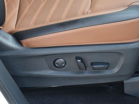 Used 2025 Nissan Pathfinder Platinum w/ Cargo Package FWD image 80