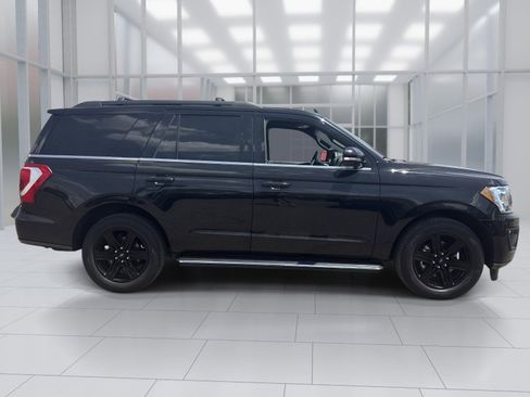 Used 2020 Ford Expedition XLT w/ Equipment Group 202A RWD image 6