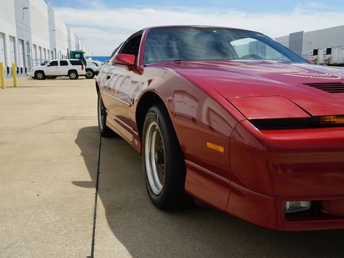 Used 1987 Pontiac Firebird Trans Am image 33
