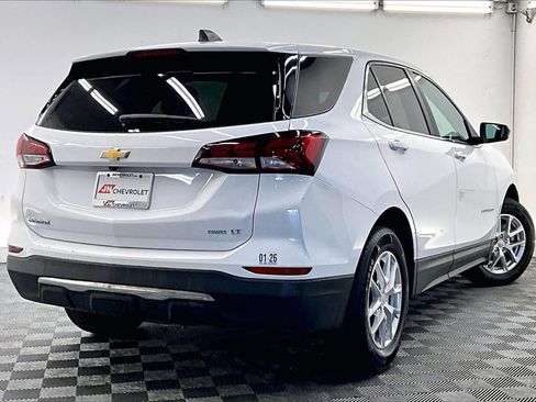 Used 2022 Chevrolet Equinox LT image 12