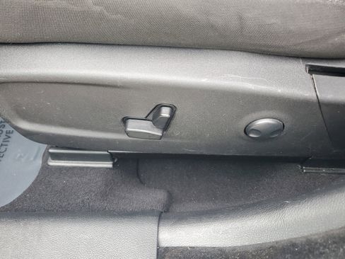 Used 2023 Dodge Charger SXT image 12