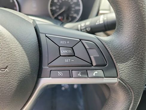 Used 2023 Nissan Altima 2.5 SV FWD image 27