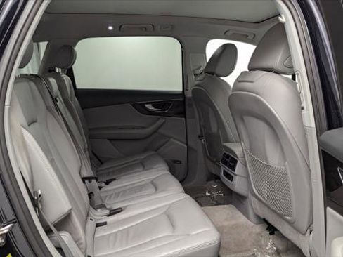 Used 2017 Audi Q7 3.0T Premium Plus image 18