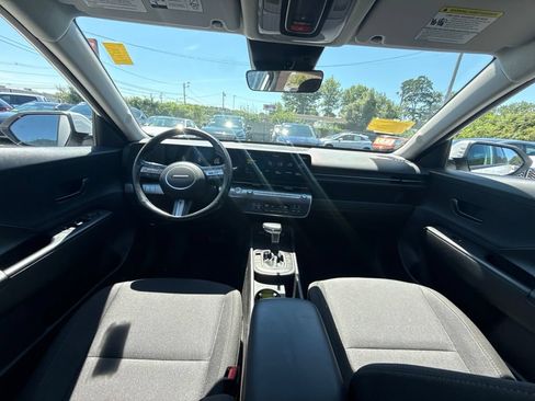 Used 2024 Hyundai Kona SEL FWD image 20