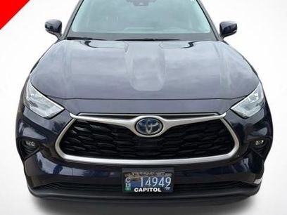 Used 2020 Toyota Highlander XLE