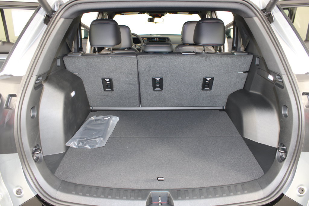 New 2027 GMC Terrain AT4 AWD/4WD image 17