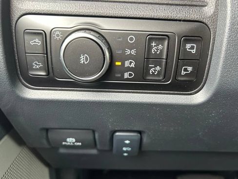 New 2026 Ford F250 Lariat w/ Black Appearance Package AWD/4WD image 34