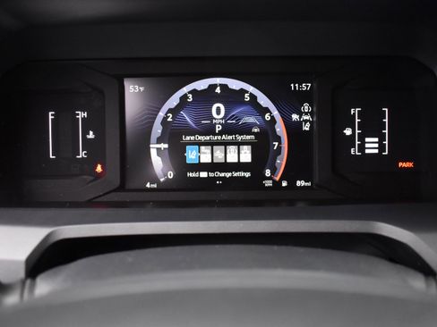 Used 2025 Toyota 4Runner SR5 AWD/4WD image 21