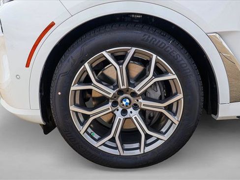 New 2027 BMW X7 xDrive40i AWD/4WD image 9