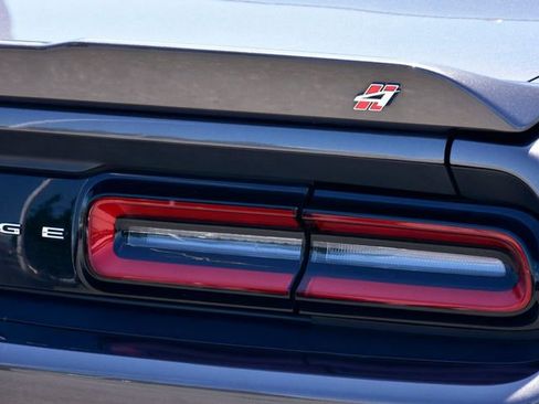 Used 2022 Dodge Challenger GT AWD/4WD image 9