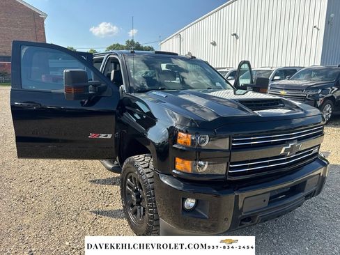 Used 2019 Chevrolet Silverado 2500 LTZ w/ Duramax Plus Package AWD/4WD image 17