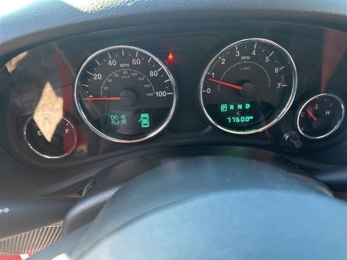 Used 2018 Jeep Wrangler Unlimited Sport S image 3