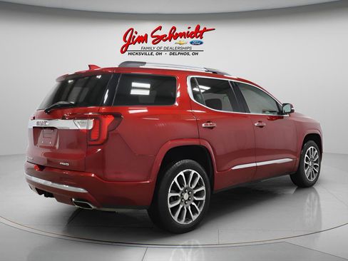 Used 2023 GMC Acadia Denali image 6