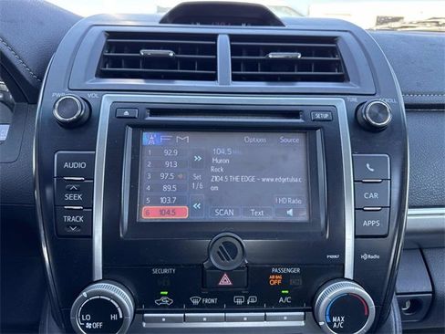 Used 2012 Toyota Camry SE image 24