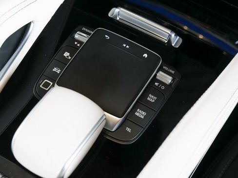 Used 2025 Mercedes-Benz GLE 53 AMG 4MATIC image 21