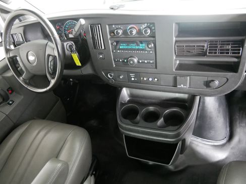 Used 2021 Chevrolet Express 2500 w/ Safety Package RWD image 10