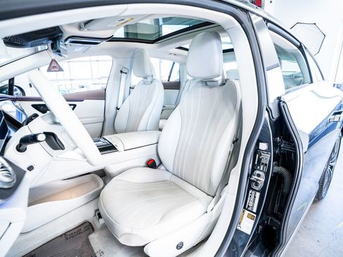 Used 2023 Mercedes-Benz EQE 350+ 4MATIC Sedan image 37