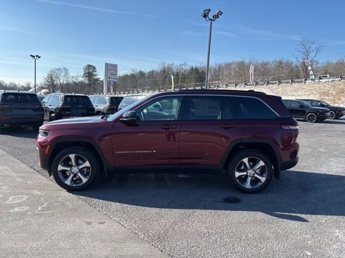 New 2026 Jeep Grand Cherokee Limited image 2