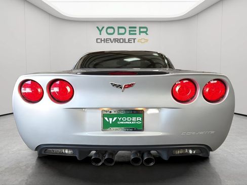 Used 2011 Chevrolet Corvette Coupe w/ Preferred Equipment Group RWD image 8