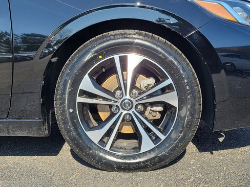 Used 2022 Nissan Sentra SV image 5