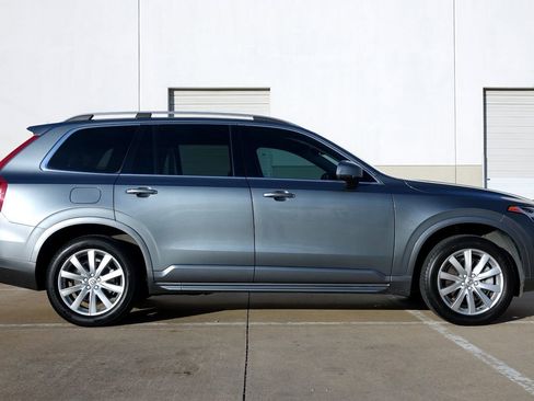 Used 2016 Volvo XC90 T6 Momentum w/ Momentum Plus Package image 13