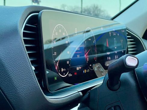 Certified 2025 Mercedes-Benz GLE 350 4MATIC image 13