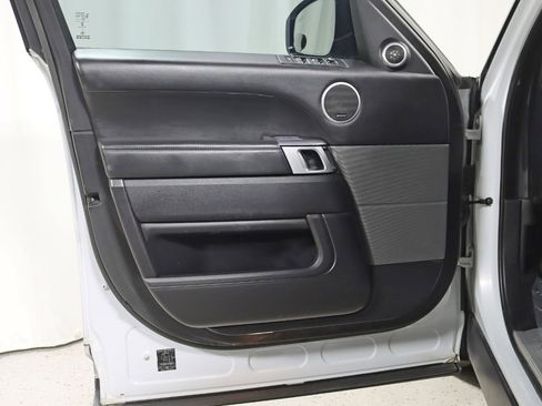 Used 2017 Land Rover Range Rover Sport SVR image 35