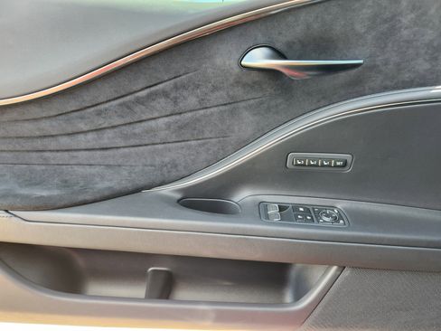 Used 2018 Lexus LC 500 Coupe image 31