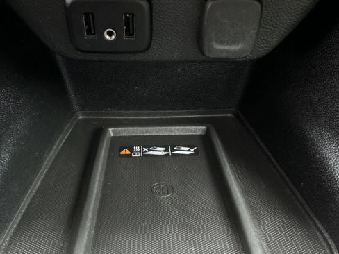 Used 2018 Chevrolet Traverse Premier w/ Redline Edition FWD image 39