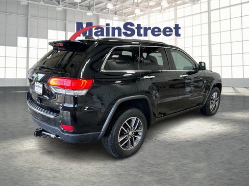 Used 2017 Jeep Grand Cherokee Limited AWD/4WD image 5