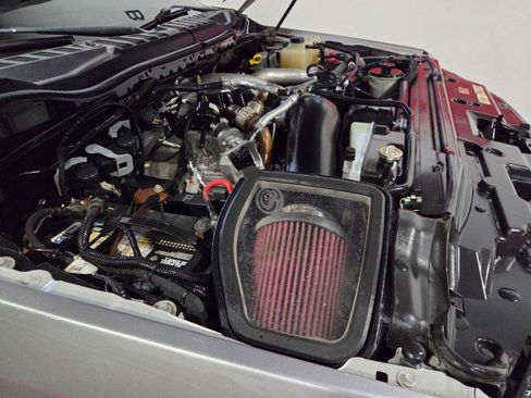 Used 2020 Ford F350 Platinum w/ FX4 Off-Road Package image 98