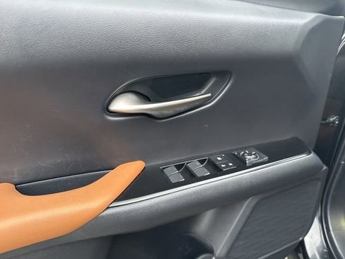 Used 2020 Lexus UX 250h w/ Premium Package image 13