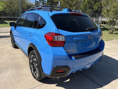 Used 2017 Subaru Crosstrek 2.0i Limited image 10