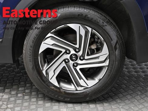 Used 2023 Hyundai Santa Fe SEL image 8