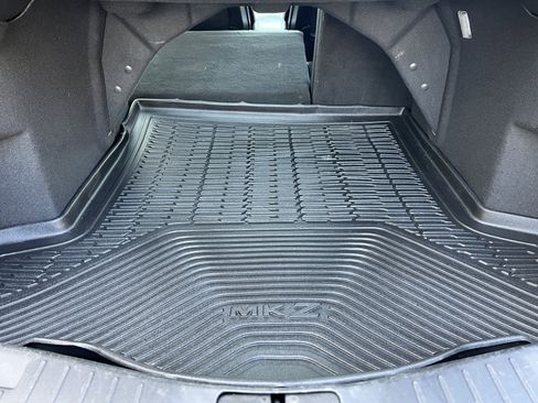 Used 2020 Lincoln MKZ Reserve w/ Luxury Package FWD image 20