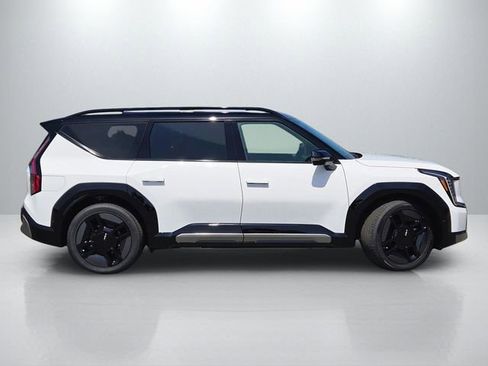 New 2026 Kia EV9 GT-Line AWD/4WD image 3