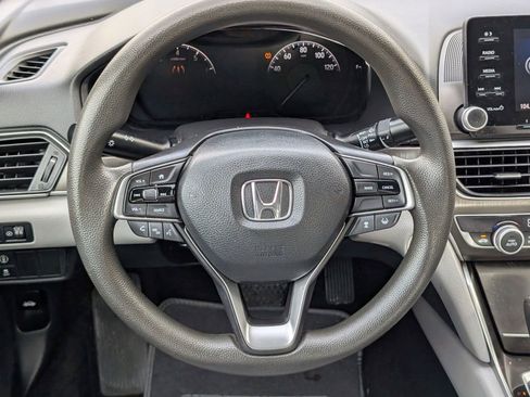 Used 2018 Honda Accord LX image 10