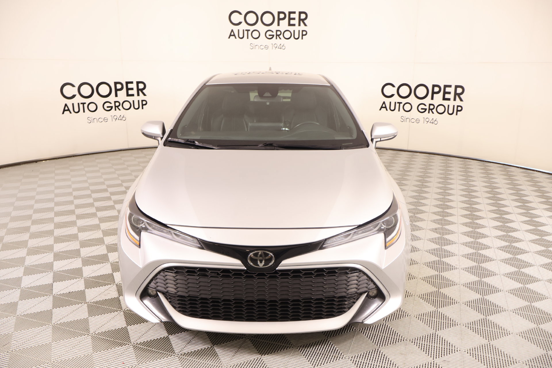 Used 2019 Toyota Corolla XSE FWD image 10