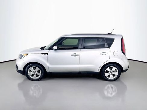 Used 2018 Kia Soul w/ Convenience Package image 12