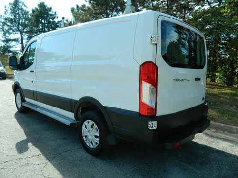 Used 2016 Ford Transit 250 130 Low Roof w/ Exterior Upgrade Package image 6