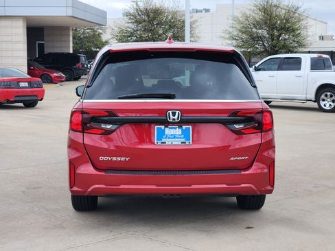 Certified 2025 Honda Odyssey Sport-L image 6