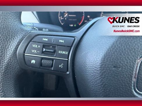 Used 2025 Honda HR-V LX image 14