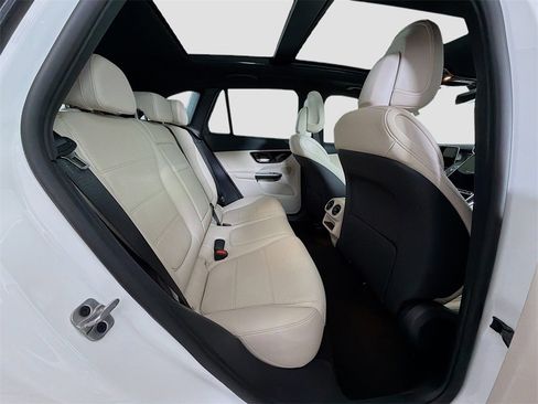 New 2026 Mercedes-Benz GLC 300 4MATIC image 29